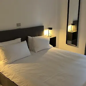  Apartahotel Albeli Residences Italia